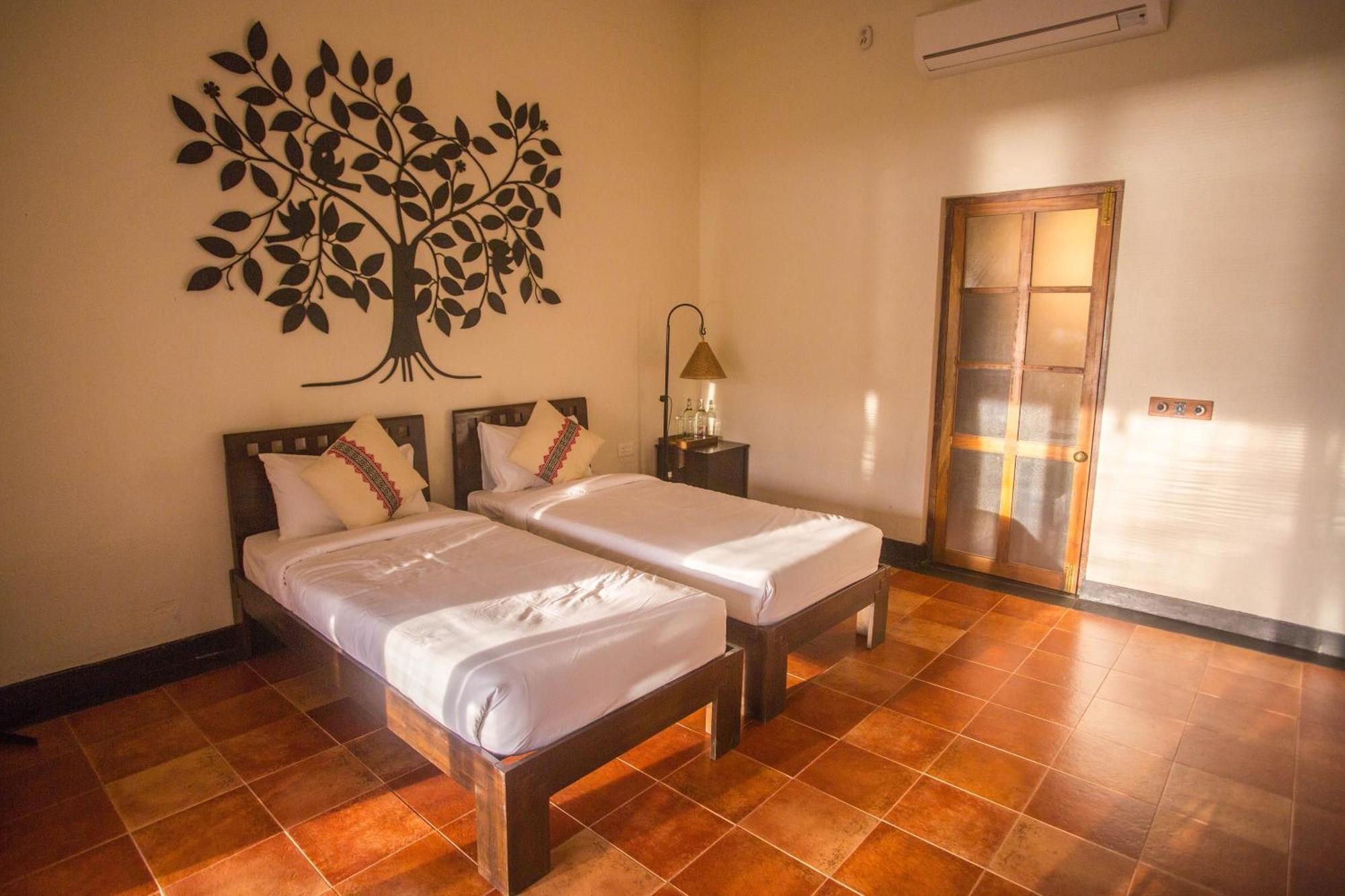 Baymaas Lake House Kochi Extérieur photo